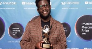 Ο Michael Kiwanuka κέρδισε το εφετινό μουσικό Βραβείο Mercury