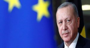 Spiegel: Ο Ερντογάν προσπαθεί να δημιουργήσει τετελεσμένα