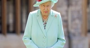 Η Βασίλισσα Ελισάβετ αναζητά νέο υπάλληλο – Η αγγελία, ο…
