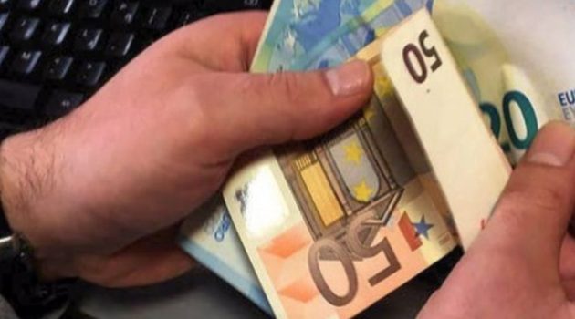 Επίδομα ακρίβειας 200 ευρώ: Την Μεγάλη Εβδομάδα οι πληρωμές