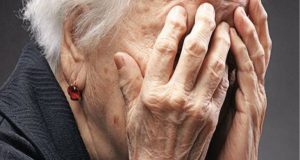 Γαστούνη: Λήστεψαν 83χρονη για 50 ευρώ – Την πέταξαν στο…