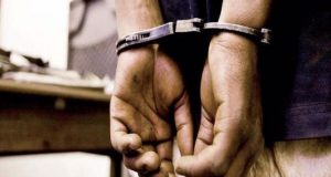 Πάτρα: Δύο συλλήψεις ατόμων με καταδικαστική απόφαση