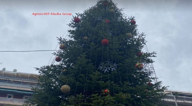 Αγρίνιο: Μετράμε αντίστροφα για τη φωταγώγηση του Χριστουγεννιάτικου δέντρου (Photos)