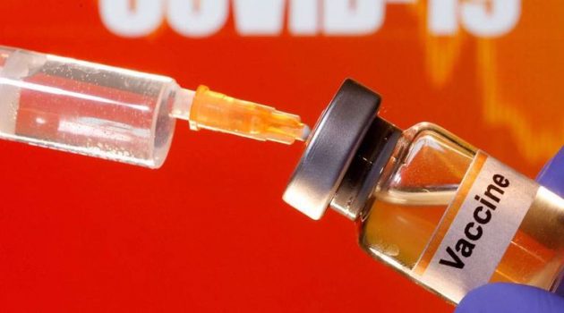 Πέτσας: «150.000 Έλληνες θα εμβολιαστούν τον Ιανουάριο»
