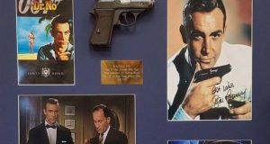 Το πρώτο πιστόλι του «Τζέιμς Μποντ» πουλήθηκε έναντι 256.000 δολαρίων