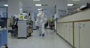 Αγρίνιο: Δύο γιατροί θετικοί στον ιό – Αναστάτωση σε Νοσηλευτικές…