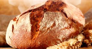Ακρίβεια: Ψωμί από φούρνο ή στο σπίτι – Τι συμφέρει…