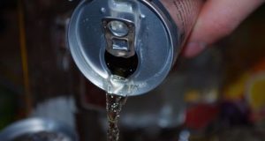 Ανακαλούνται κωδικοί πασίγνωστου ενεργειακού ποτού στην Ελλάδα