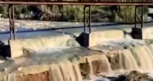 SOS των κατοίκων στα «Καρελεϊκα» Ναυπακτίας: Φόβοι κατάρρευσης πεζογέφυρας (Video)