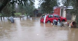 Λεύκα Αγρινίου: Πλημμύρισε από τη σφοδρή βροχόπτωση (Photos)