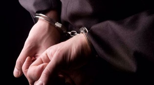 Αγρίνιο: Σύλληψη 17χρονου για κατοχή μικροποσότητας χασίς