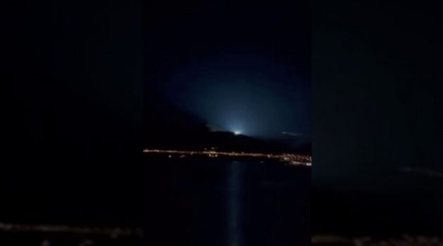 Περίεργη έκρηξη τη νύχτα στην Πάτρα – Ορατή στην Αιτ/νία (Video)