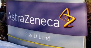 Ανατροπή με το εμβόλιο της AstraZeneca: Δεν θα χορηγείται στους…