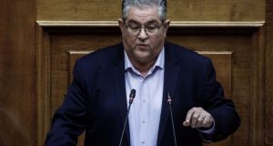 Κουτσούμπας: «Ευθύνη Μητσοτάκη η υπόθεση Λιγνάδη – Αλληλεγγύη στα θύματα»