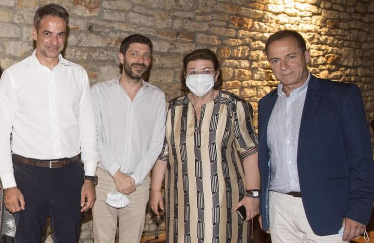 lignadis mitsotakis mendoni