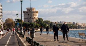 Κορωνοϊός: Καμπανάκι ξανά για τη Θεσσαλονίκη – Σπεύδουν Χρυσοχοΐδης και…