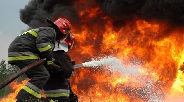 Τρίκορφο Ναυπακίας: Φωτιά ξέσπασε σε αγροτική έκταση