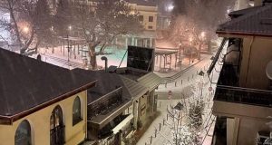 Δείτε βίντεο από το χιόνι στο Καρπενήσι