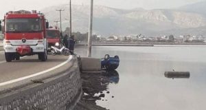 Τουρλίδα: Σώος και αβλαβής οδηγός μετά την πτώση του αυτοκινήτου…