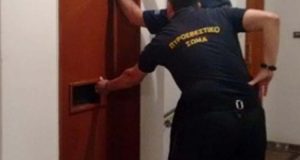 Αγρίνιο: Κινητοποίηση της Πυροσβεστικής για απεγκλωβισμό παιδιού από ασανσέρ