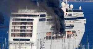 Φωτιά σε κρουαζιερόπλοιο στο Λιμάνι της Κέρκυρας
