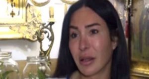 Μίνα Ορφανού: «Ήμουν εθισμένη στις αισθητικές επεμβάσεις» (Video)