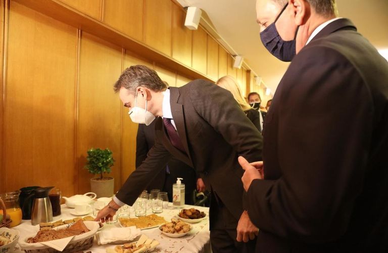 mitsotakis graviera amfilochias 768x500 1