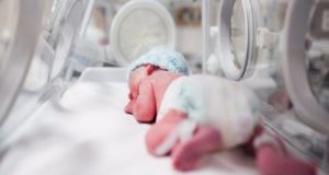 Πάτρα: Γέννησαν δύο γυναίκες με κορωνοϊό στο Νοσοκομείο «Αγ. Ανδρέας»