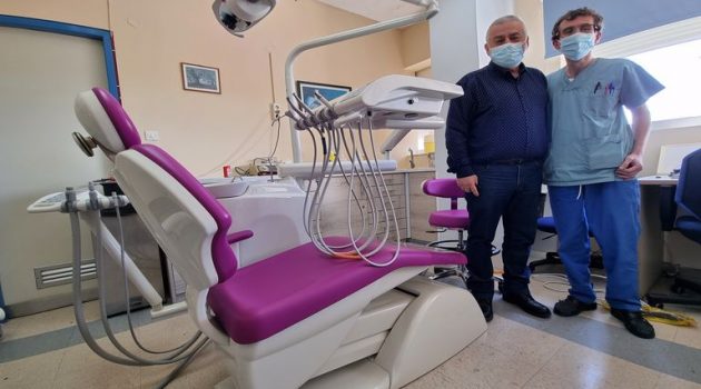 Νοσοκομείο Ι.Π. Μεσολογγίου: Προμήθεια – Τοποθέτηση νέας οδοντιατρικής έδρας (Photo)
