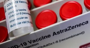 AstraZeneca: 60χρονη υπέστη εγκεφαλικό μετά τον εμβολιασμό