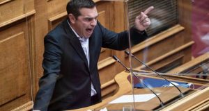 Τσίπρας: «Περήφανος» για τον Παππά – «Επικίνδυνος πρωθυπουργός» ο Μητσοτάκης