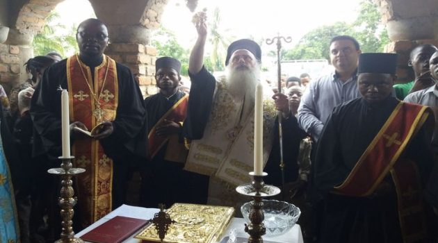 Τέλεση Λειτουργίας στον Ιερό Ναό Αγίου Παϊσίου του Αγιορείτου στην Κανάγκα (Photos)