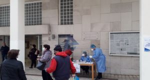 Ανταπόκριση των πολιτών στα Rapid Tests στο Δημαρχείο Αγρινίου (Photos)