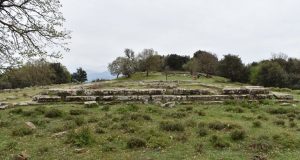 Αιτωλοακαρνανία: Ο Ναός του Ποσειδώνα στο Αρχαίο Μολύκρειο (Photos)