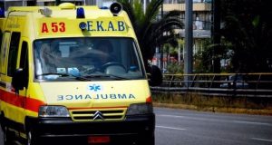 Νίκαια: Αυτοκίνητο παρέσυρε και σκότωσε 15χρονο στην Πέτρου Ράλλη (Video)