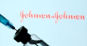 Johnson & Johnson: 15 περιστατικά Γκιγιέν-Μπαρέ κατέγραψε ο ΕΜΑ
