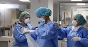 Ισραήλ: Πλήρως εμβολιασμένοι οι περισσότεροι ασθενείς με Covid στα Νοσοκομεία