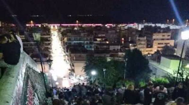 Πάτρα: «Έστησαν» πάρτι στην πλατεία Όλγας (Photos-Video)