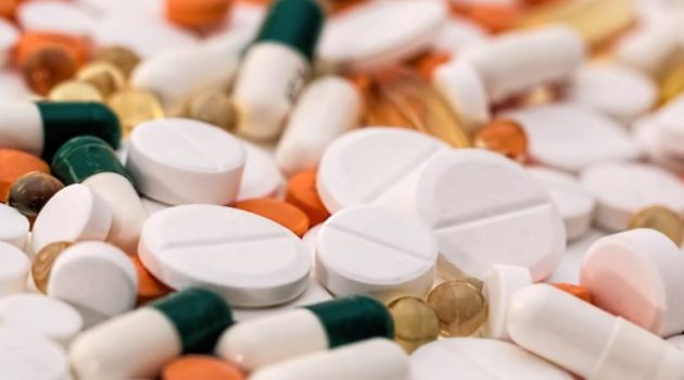 Νέο χάπι από την Pfizer υπόσχεται θεραπεία από τον κορωνοϊό
