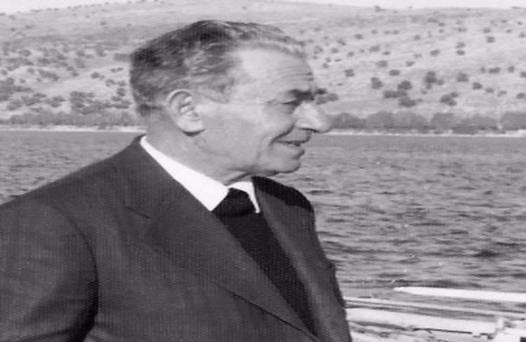 xristos mpokoros aderfos