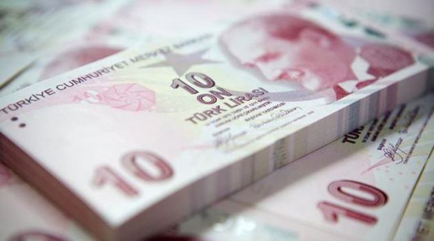 Τουρκική λίρα: Ο Ερντογάν μιλάει και το νόμισμα καταρρέει