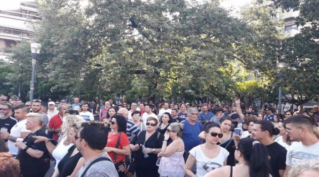 Αγρίνιο: Νέα συγκέντρωση στην Πλατεία Δημοκρατίας το απόγευμα κατά τις υποχρεωτικότητας