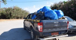 Χιλιάδες λίτρα σκουπιδιών συγκέντρωσαν εθελοντές στην Παραλία του Λούρου (Photos)