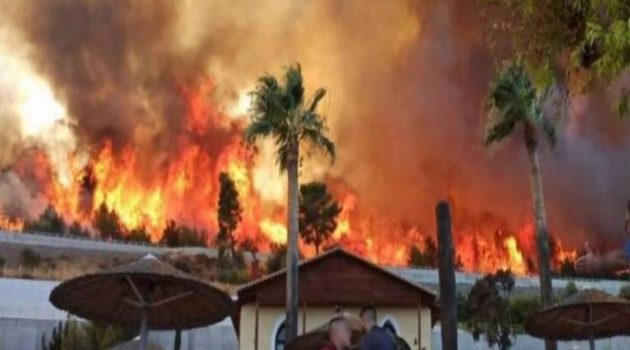 Μήνυμα του 112 για εκκένωση περιοχών στη Μεσσηνία – Κάηκαν σπίτια στη Μάνη
