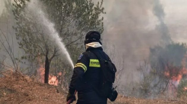Νέα πυρκαγιά στη Ζήρια Αχαΐας – Εκκενώνεται οικισμός