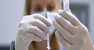 Γαϊτάνης: «Αύξηση 60,2% των νέων εμβολιασμών σε μία εβδομάδα»