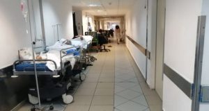 Πάτρα: Γέμισαν ράντζα οι διάδρομοι του Νοσοκομείου του Ρίου