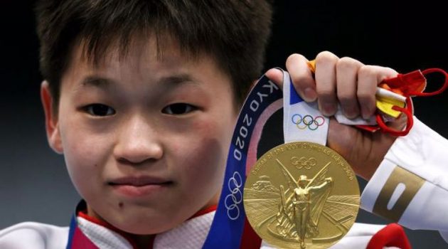 Χρυσή Ολυμπιονίκης ετών 14 στις καταδύσεις