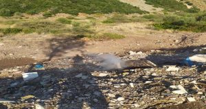 Ναύπακτος: Παρέμβαση για τη φωτιά που σιγοκαίει στο Σκα