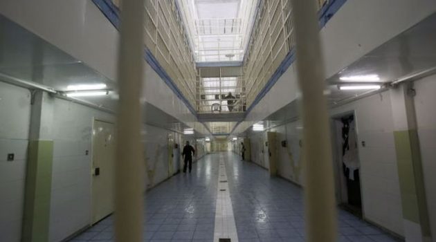 Θεσσαλονίκη: 25χρονος κρατούμενος βρέθηκε απαγχονισμένος στο Τ.Α. Λευκού Πύργου
